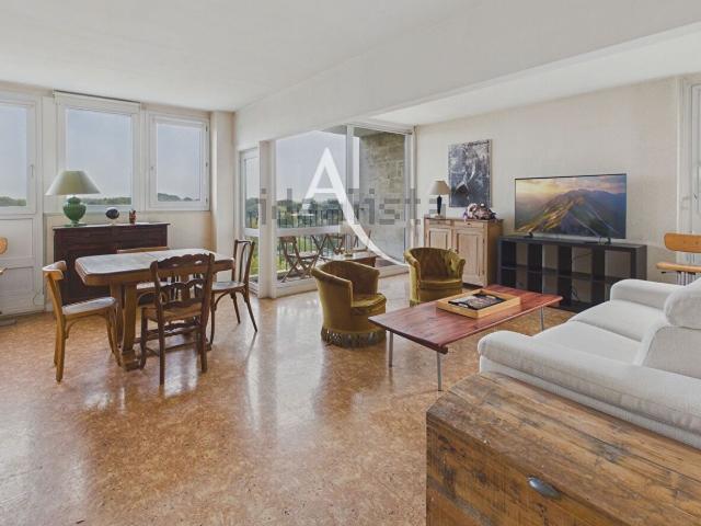 Appartement, Croix