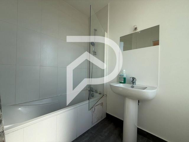 Appartement Creil 3 pièce s 56.23 m2