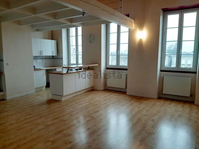 Appartement, Créon