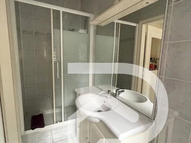 APPARTEMENT TYPE F2 CENTRE VILLE CREPY EN VALOIS