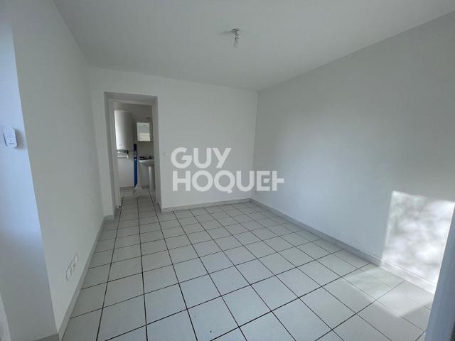 Appartement Cuisy 1 pièce s 29.38 m2 RDC