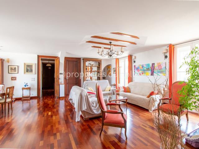 Appartement d’exception de 244 m2 avec terrasse à Frontignan, proche gare