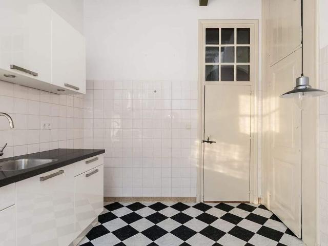 Appartement d'angle Dode Nieuwstraat, Centre ville de Den Bosch À Louer