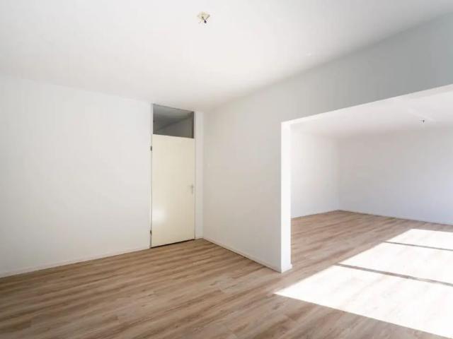 Appartement d'angle de 4 pièces Verdiweg 57, Amersfoort À louer