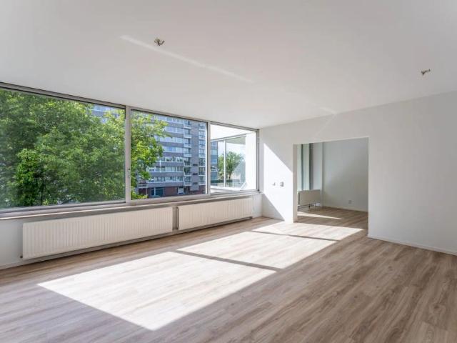 Appartement d'angle de 4 pièces Verdiweg, Amersfoort À louer