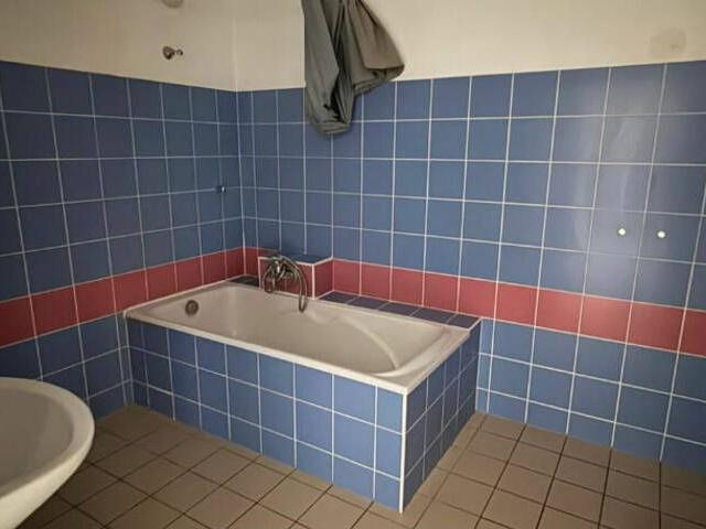 APPARTEMENT DANS MAISON !