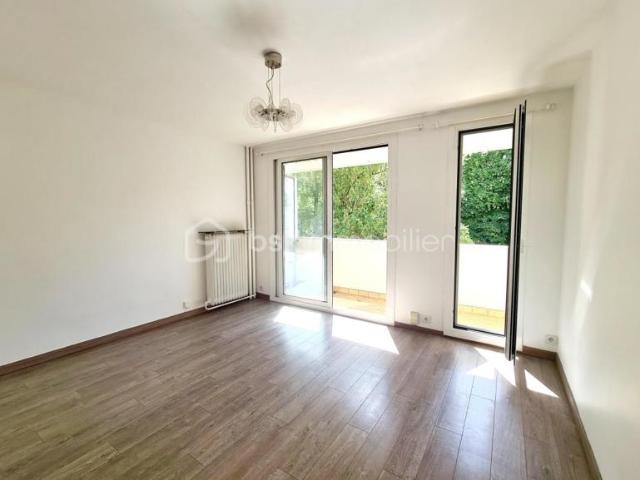 Appartement dans résidence calme