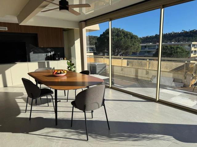Appartement dans résidence privée 177m² Mandelieu la Napoule