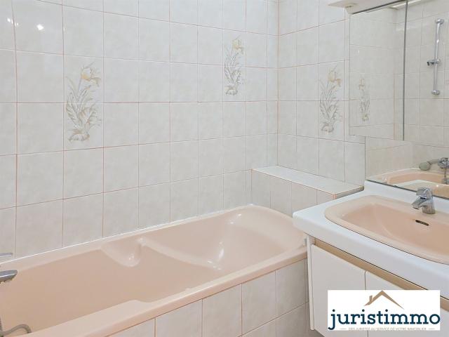 Appartement dans résidence sécurisée de 113 m2 avec ascenseu. 113m² Orange