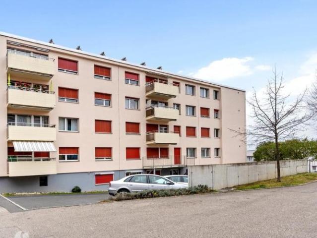 Appartement dans un immeuble protégé pour les personnes à mobilités réduites