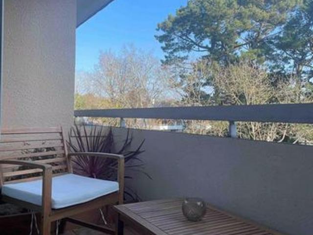 appartement de 43m2 avec deux balcons et une vue dégagée