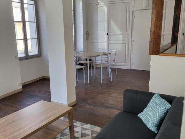 Appartement de 47m2 à louer sur Villeneuve sur Yonne