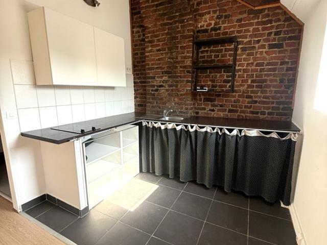 APPARTEMENT DE 44M2 COURRIERES
