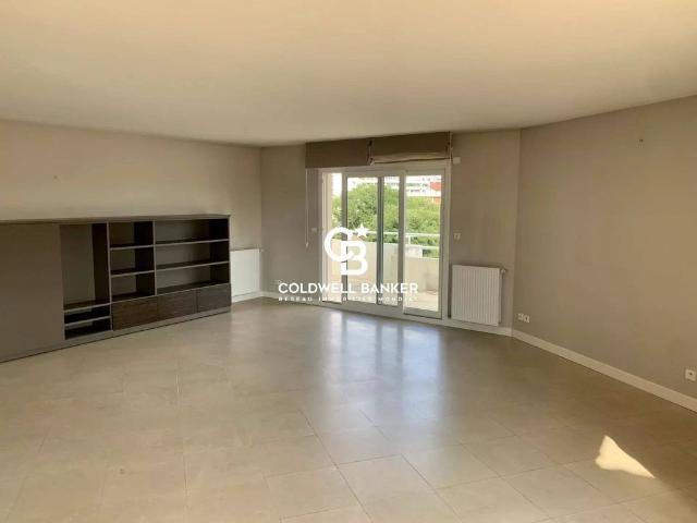 Appartement de 4 chambres de luxe en location à Annemasse, France