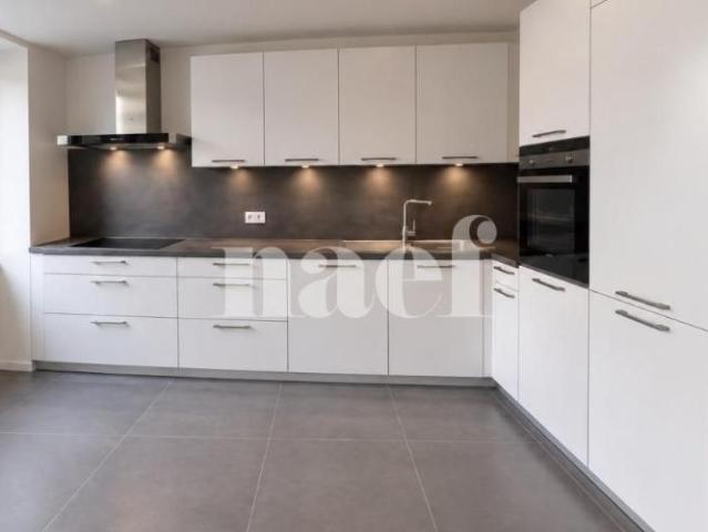 Appartement de 4 pièces au 1er étage