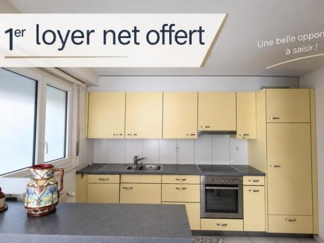 Appartement de 4 pièces au 1er étage avec ascenseur