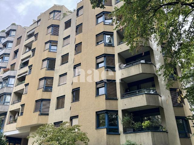 Appartement de 4 pièces au rez de chaussée