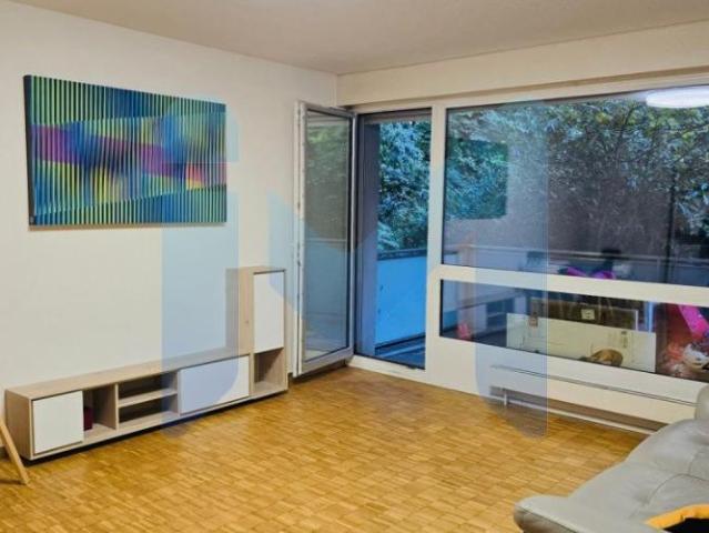 Appartement de 4 pièces au rez de chaussée situé à Champel 1206