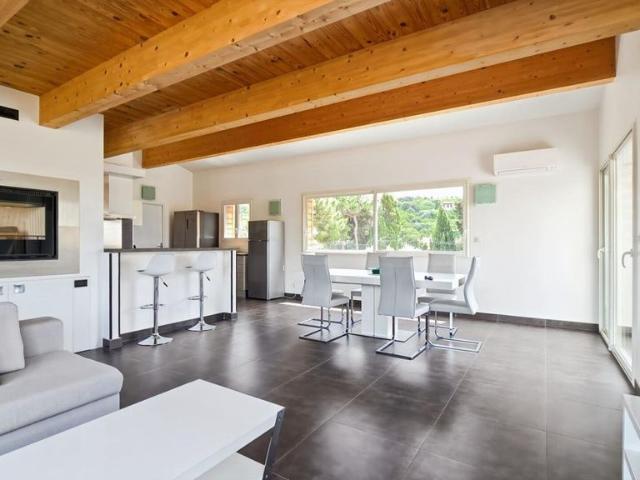 Appartement de 4 pièces de luxe en vente à Propriano, France
