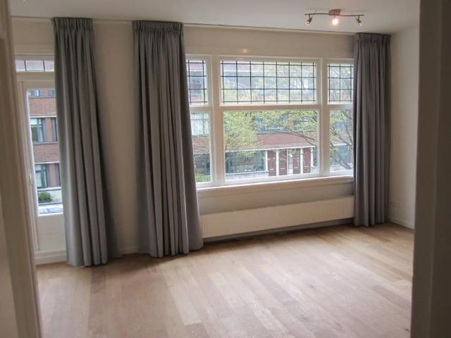 Appartement de 4 pièces en duplex, Walenburgerweg, Rotterdam Blijdorp À louer