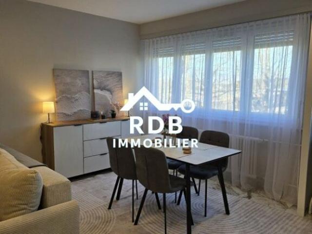 Appartement de 4 pièces meublés au 5ème étage situé à Meyrin 1217