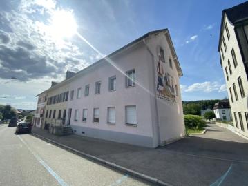 Appartement de 4,5 pièces entièrement rénové centre ville