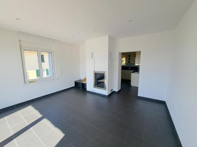 Appartement de 4.5 pièces au 1er étage avec balcon