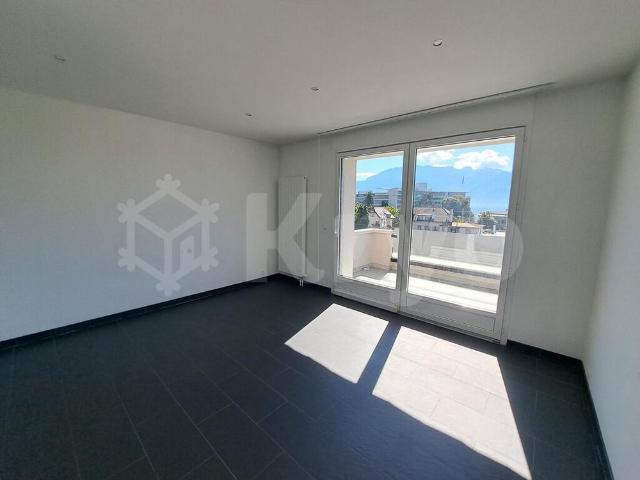 Appartement de 4.5 pièces au 1er étage avec balcon