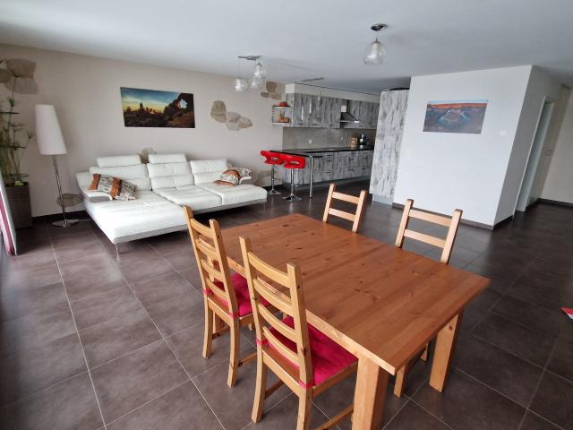 Appartement de 4.5 pièces / 3 CHB / avec jardin privatif à Bavois