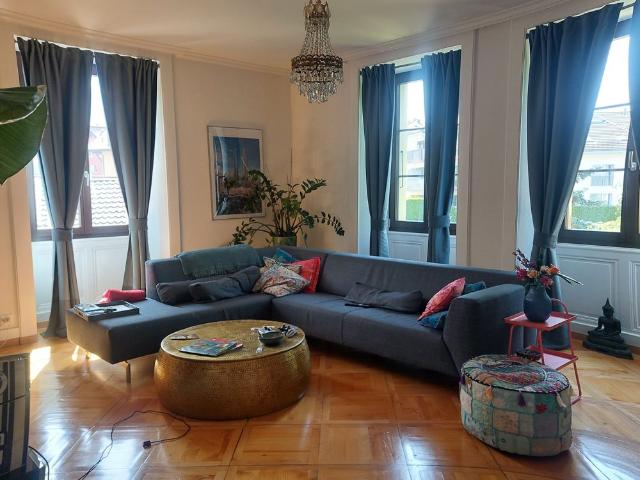 Appartement de 5 pièces au 1er étage