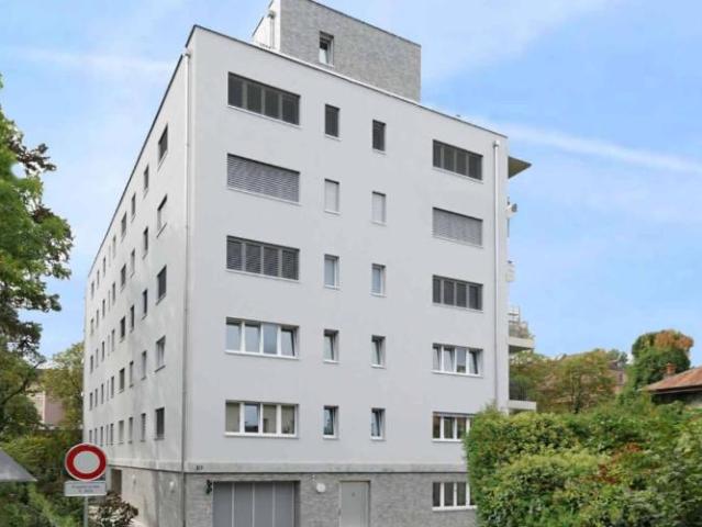 Appartement de 5 pièces avec balcon aux Charmilles