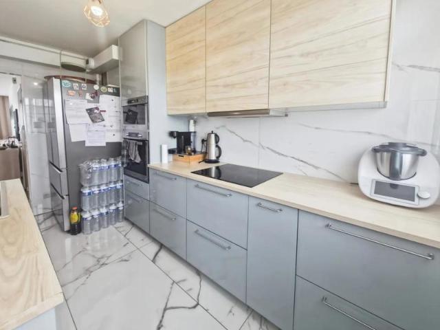 Appartement rénové de 5 pièces à Mundolsheim