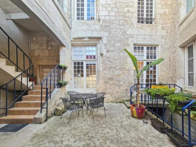 Spacieux duplex 181 m² avec cachet historique