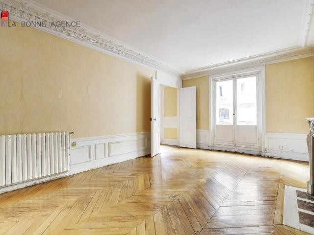 Appartement de 5 pièces de luxe en vente à Motte Picquet, Commerce, Necker, Paris, Île de France