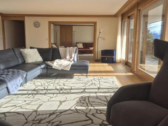 Appartement de 5,5 pces avec magnifique balcon terrasse de 80 m2