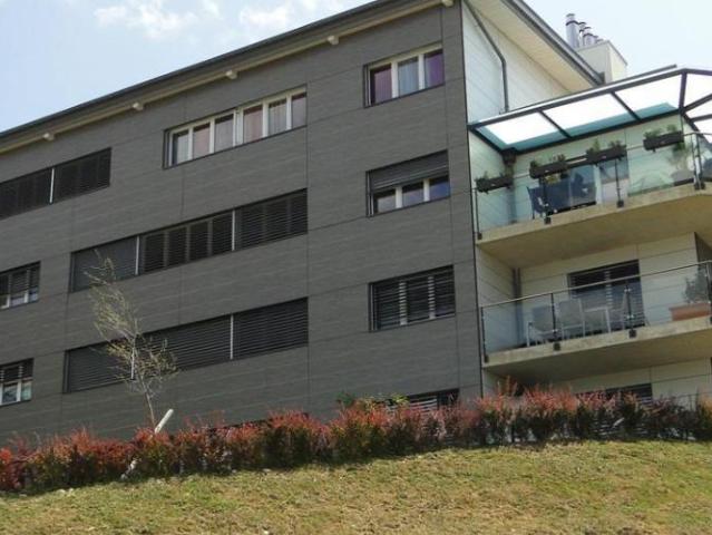 Appartement de 5.5 pièces avec balcon