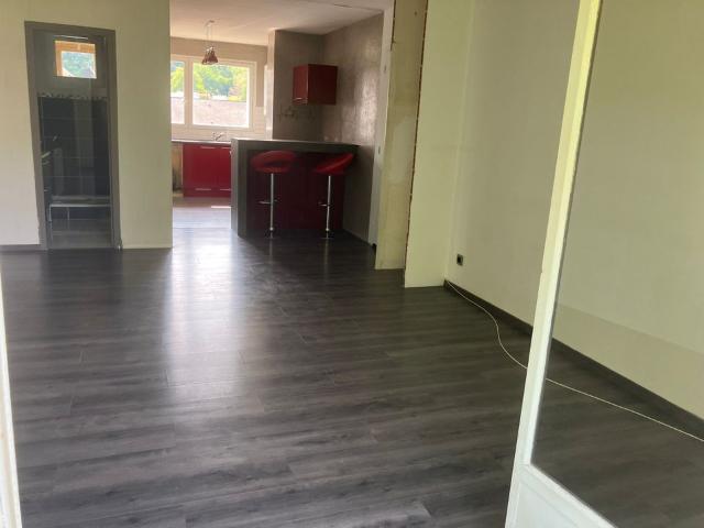Appartement de 63m2 à louer sur Gan