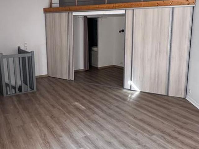 Appartement de 63m2 à louer sur Trans en Provence