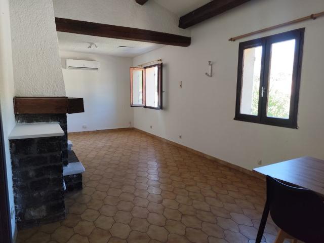 Appartement de 60m2 à louer sur Champtercier