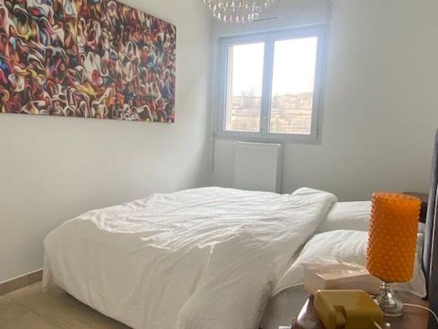 Appartement de 62m2 à louer sur Péone