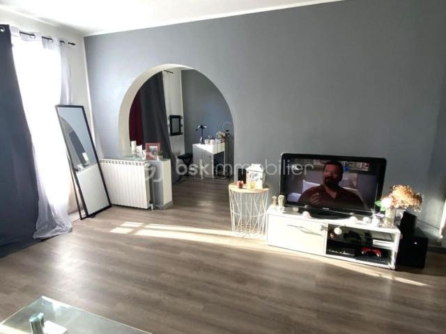 Appartement de 65 m² à Saint Uze