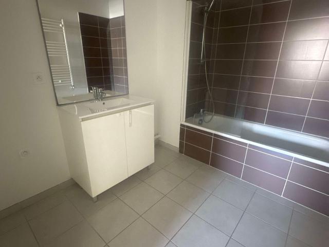 Appartement de 68.1 m² à LE PONT DE CLAIX