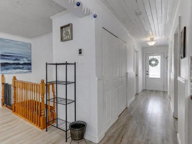 Appartement de 6 chambres et 2 salles de bain
