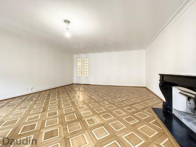 Appartement de 6 pièces dans le quartier Philosophes Bastions