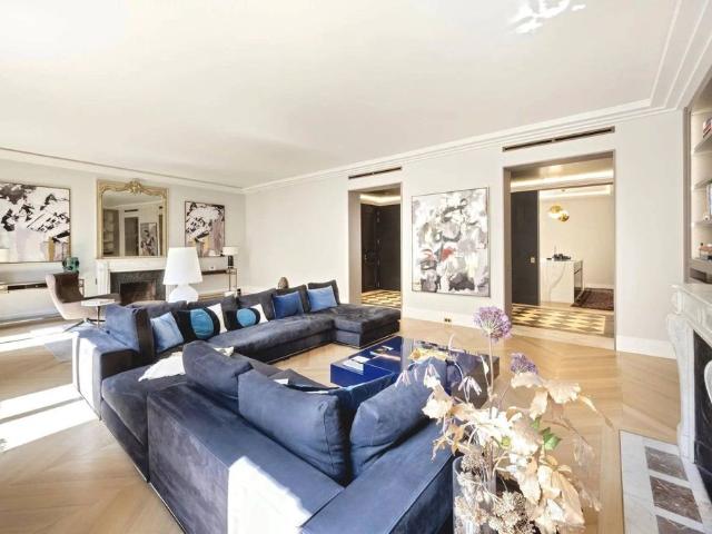 Appartement de 6 pièces de luxe en vente à Monceau, Courcelles, Ternes, Paris, Île de France