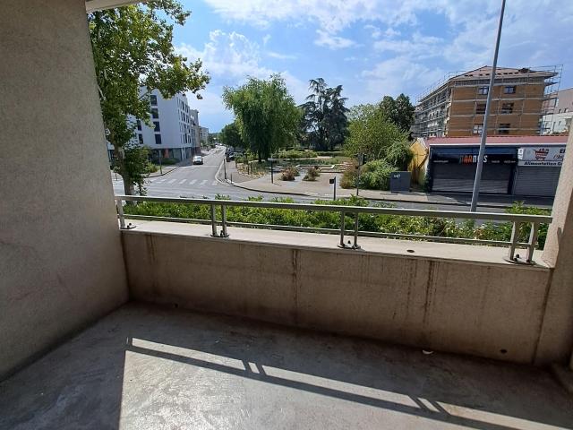 Appartement de 70 m² à DECINES CHARPIEU