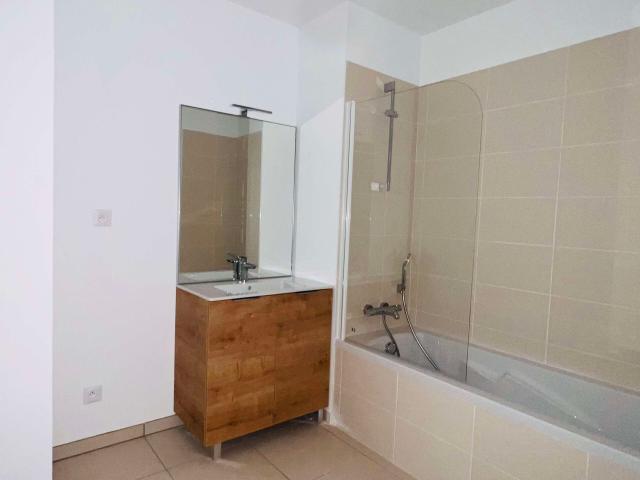Appartement de 80.6 m² à RILLIEUX LA PAPE