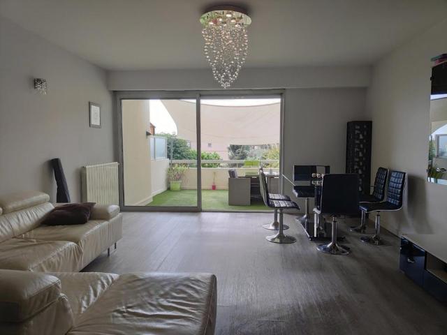 Appartement de 80m2 à louer sur Antibes