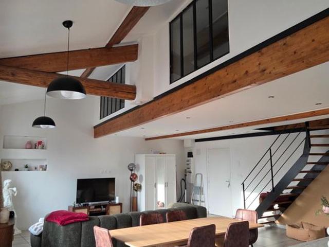 Appartement de 82m2 à louer sur Belleville