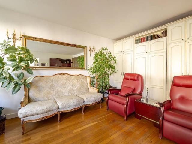 Appartement de 87m2 à louer sur Paris 16